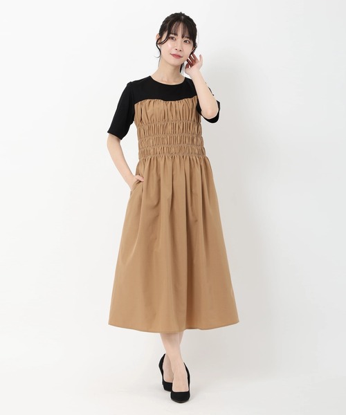 ストロベリーフィールズ シャークリン ワンピース ベージュ サイズ2 ストロベリーフィールズ STRAWBERRY FIELDS Linonシャンブレー