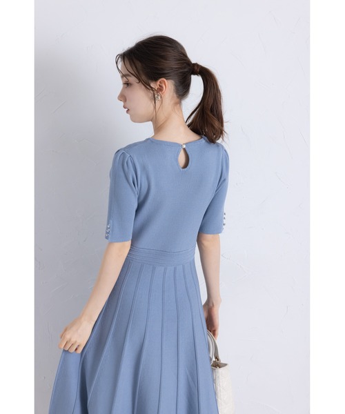 tocco closet(トッコ クローゼット)の「2WAYレース襟付きビジュー装飾プリーツニットワンピース(ワンピース・レディース・ブラック/グレイッシュブルー/ローズ・M)」の10枚目の写真