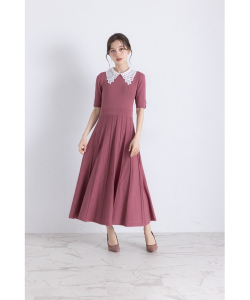 tocco closet(トッコ クローゼット)の「2WAYレース襟付きビジュー装飾プリーツニットワンピース(ワンピース・レディース・ブラック/グレイッシュブルー/ローズ・M)」の11枚目の写真