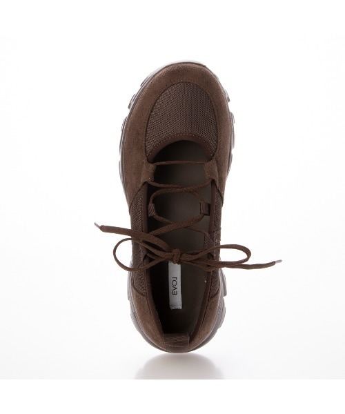 EVOL（イーボル）の「【S-LLサイズ展開・軽量】クロスレースアップスニーカー IZ5850（スニーカー・レディース・ブラウン/ブラック・LL/S/M/L）」の18枚目の写真