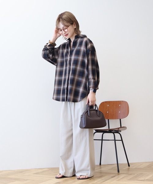 AMERICAN HOLIC（アメリカンホリック）の「イージーケアチェックシャツ【360°着こなしシャツ】（シャツ/ブラウス・レディース・アイボリー/ブラック/ブルー/ライトグレー/グリーン/オレンジ・M/L）」の19枚目の写真