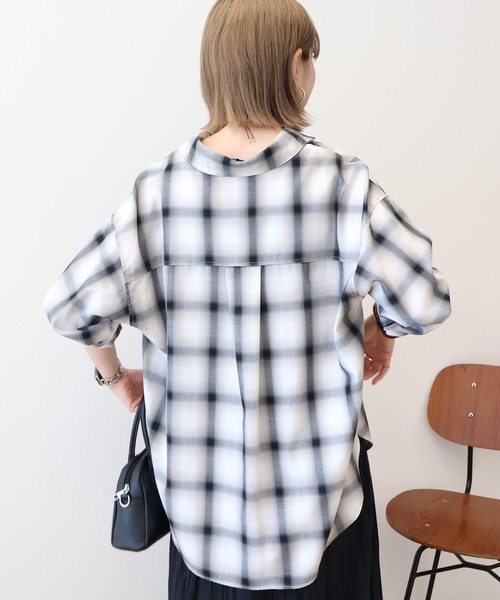 AMERICAN HOLIC（アメリカンホリック）の「イージーケアチェックシャツ【360°着こなしシャツ】（シャツ/ブラウス・レディース・アイボリー/ブラック/ブルー/ライトグレー/グリーン/オレンジ・M/L）」の7枚目の写真