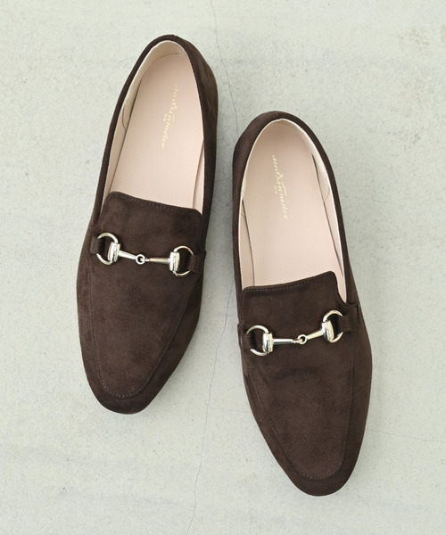 Au BANNISTER（オゥバニスター）の「【販売店舗限定】ビットローファー（ローファー・レディース・シルバー/ブラック/ダークブラウン/ベージュ・38/39/40/36/37/35）」の2枚目の写真