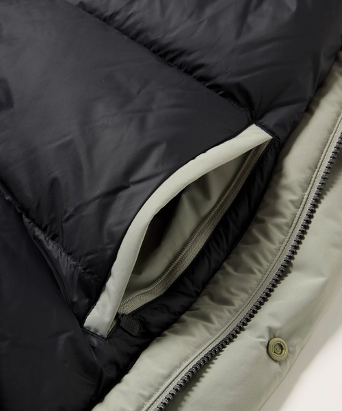 FIRST DOWN(ファーストダウン)の「ダウンジャケット パーカー FDUSA WRAP DOWN PARKA F942010(ダウンジャケット/コート・メンズ・ホワイト/ダークグレー/ブラック・M/LL/L)」の5枚目の写真