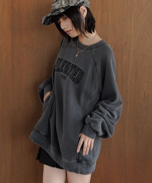PBLIM(ページボーイリム)の「《UNISEX》ポケット付きラグランスウェット(スウェット・レディース・ブラック/グリーン/ブラウン・LARGE/MEDIUM)」の5枚目の写真