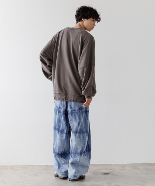 PBLIM(ページボーイリム)の「《UNISEX》ポケット付きラグランスウェット(スウェット・レディース・ブラック/グリーン/ブラウン・LARGE/MEDIUM)」の13枚目の写真