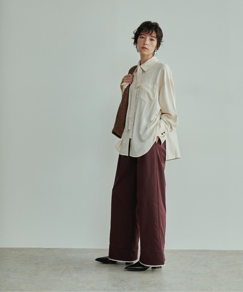 LOSCa(ロスカ)の「バイカラーハーフアップワイドパンツ(スラックス・レディース・グレイッシュベージュ/ボルドー/チャコールグレー・M/S)」の21枚目の写真