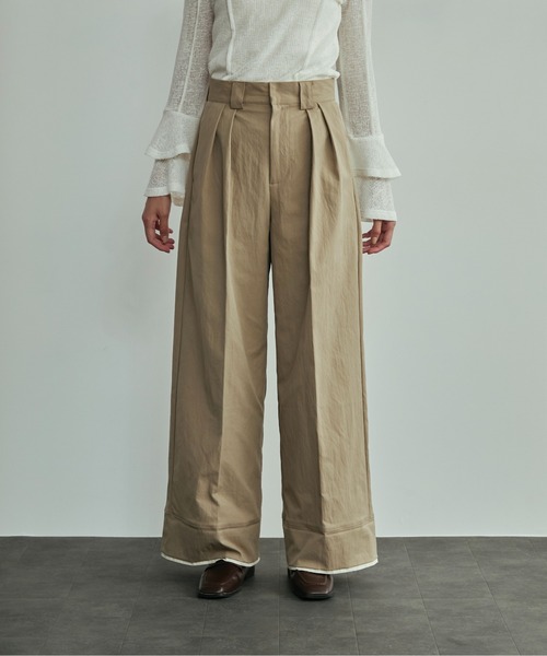 LOSCa(ロスカ)の「バイカラーハーフアップワイドパンツ(スラックス・レディース・グレイッシュベージュ/ボルドー/チャコールグレー・M/S)」の11枚目の写真