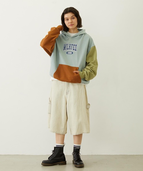 MILKFED.(ミルクフェド)の「COLOR BLOCK SWEAT HOODIE(パーカー・レディース・ライトブルー/ブラック/オートミール・M/L)」の19枚目の写真