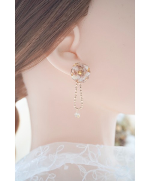 tone(トーン)の「【ime】天然石付フラワーピアス(MA)(ピアス(両耳用)・レディース・ピンク/イエロー・FREE)」の4枚目の写真