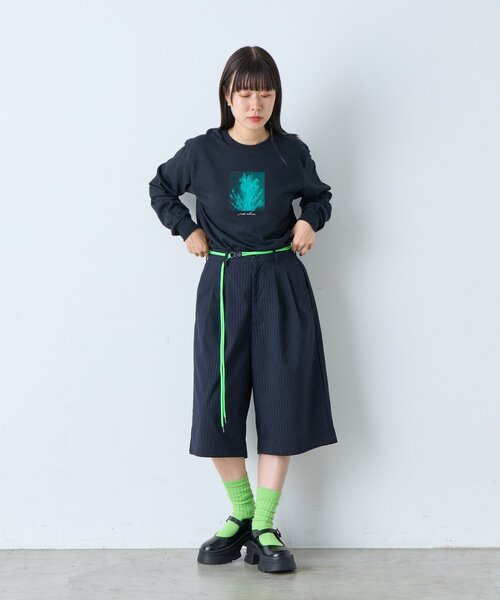 WHIMSIC（ウィムジック）の「【UNISEX/2サイズ展開】ピンストライプワイドショーツ（その他パンツ・メンズ・ネイビー・2/1）」の6枚目の写真