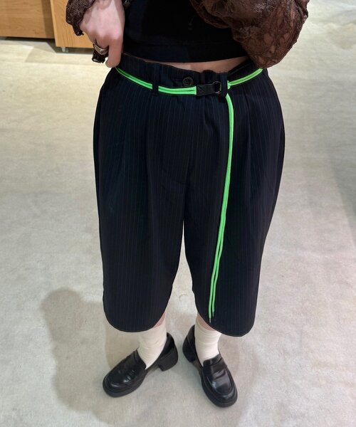 WHIMSIC（ウィムジック）の「【UNISEX/2サイズ展開】ピンストライプワイドショーツ（その他パンツ・メンズ・ネイビー・2/1）」の9枚目の写真