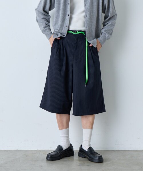 WHIMSIC（ウィムジック）の「【UNISEX/2サイズ展開】ピンストライプワイドショーツ（その他パンツ・メンズ・ネイビー・2/1）」の18枚目の写真