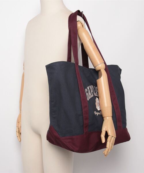 GAP(ギャップ)の「バーシティgapロゴ トートバッグ(トートバッグ・レディース・ネイビー/ベージュ・ONE SIZE)」の9枚目の写真