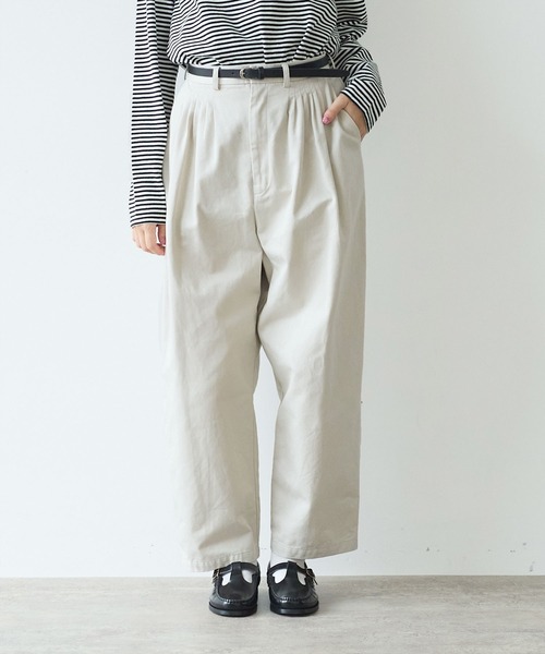 bulle de savon（ビュルデサボン）の「《early spring》チノクロス mini tuck パンツ（チノパンツ・レディース・ブラック/オフホワイト・FREE）」の4枚目の写真
