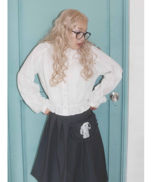 WC(ダブル シー)の「《秋冬新作★》フリルフードシャツ(シャツ/ブラウス・レディース・ブラウン/ホワイト・FREE)」の7枚目の写真