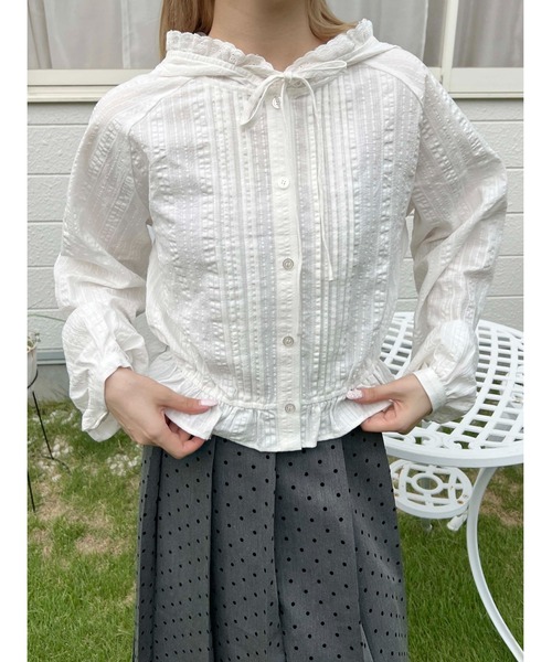 WC(ダブル シー)の「《秋冬新作★》フリルフードシャツ(シャツ/ブラウス・レディース・ブラウン/ホワイト・FREE)」の3枚目の写真