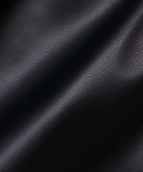 CINOH(チノ)の「SYNTHTIC LEATHER RELAX PANTS(その他パンツ・メンズ・ブラック/ブラウン・44/46/48)」の13枚目の写真