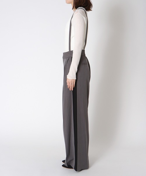 Jines（ジネス）の「サスペンダー付ストライプパンツ（その他パンツ・レディース・ブラック/グレー・38）」の6枚目の写真