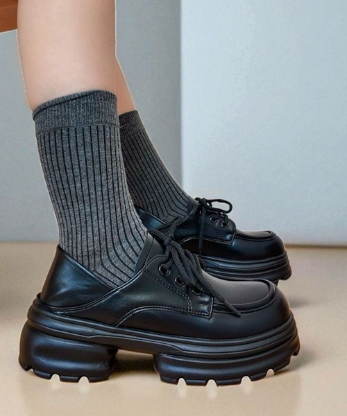 Sugar Sugar（シュガーシュガー）の「厚底　ボリュームソール プラットフォーム  【Sugar Sugar シュガーシュガー】レースアップ 厚底 レディース シューズ 軽量　シンプル　歩きやすい　マニッシュ（ドレスシューズ・レディース・ブラック/ブラック系その他・LL/L/M/S）」の2枚目の写真