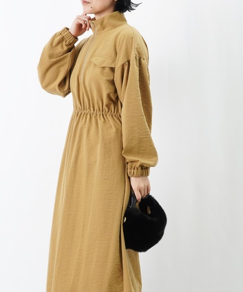 LUCA/LADY LUCK LUCA（ルカ/レディラックルカ）の「LC/LLL ハイネックZIPワンピース（ワンピース・レディース・マスタード/チャコールグレー/ブラック・FREE）」の21枚目の写真