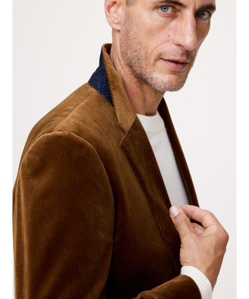 Banana Republic(バナナリパブリック)の「ベルベットブレザー Banana Republic(バナナリパブリック)の「ベルベットブレザー