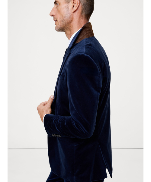 Banana Republic（バナナリパブリック）の「ベルベットブレザー