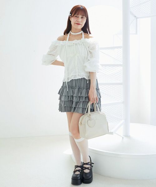 MAJESTIC LEGON(マジェスティックレゴン)の「チョーカー付き2wayブラウス(シャツ/ブラウス・レディース・ブラウン系その他2/オフホワイト・MEDIUM)」の3枚目の写真