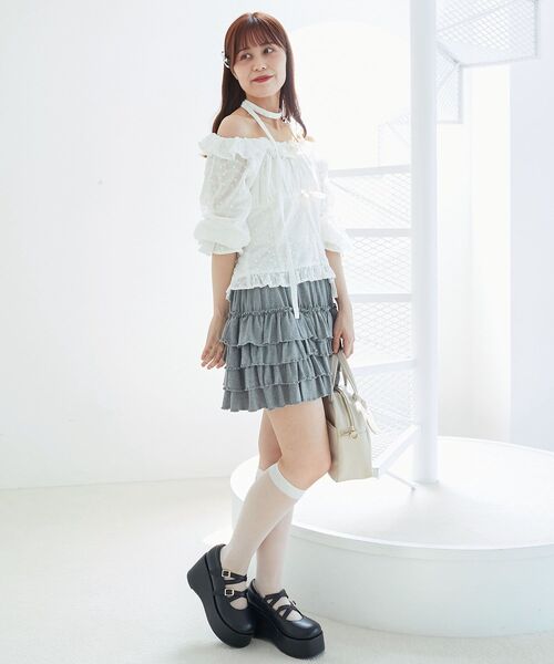 MAJESTIC LEGON(マジェスティックレゴン)の「チョーカー付き2wayブラウス(シャツ/ブラウス・レディース・ブラウン系その他2/オフホワイト・MEDIUM)」の4枚目の写真