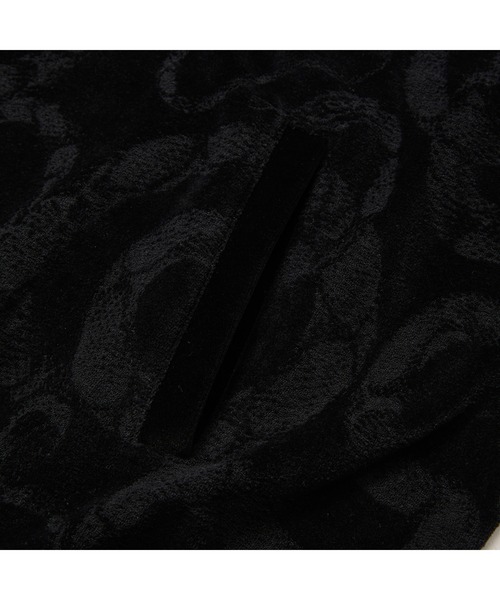 CALEE（キャリー）の「JQ VELOUR JACKET ＜SNAKE PATTERN＞（ブルゾン・メンズ・ブラック・MEDIUM/LARGE/X-LARGE/XX-LARGE）」の6枚目の写真