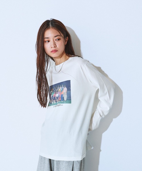 JEANASIS（ジーナシス）の「アソートレトログラフィックプリントロンTEE/608897（Tシャツ/カットソー・レディース・ダークグリーン/ホワイト×ブルー/ホワイト系その他・FREE）」の7枚目の写真