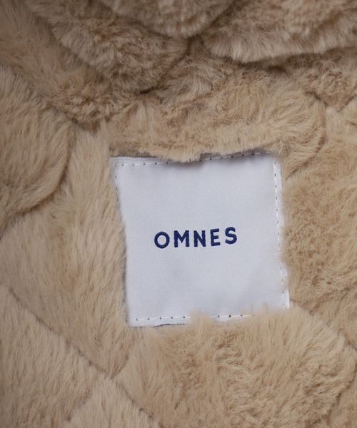 OMNES（オムネス）の「裏ファー高密度ナイロンキルティングノーカラージャケット（ナイロンジャケット・レディース・ベージュ/カーキ・L/M）」の19枚目の写真
