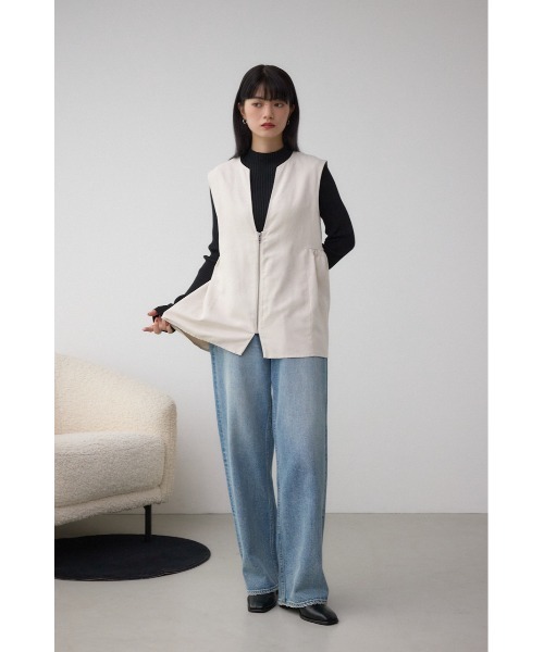 AZUL by moussy(アズールバイマウジー)の「Vネックスエードギャザーベスト(ベスト・レディース・アイボリー/ブラウン・FREE)」の5枚目の写真