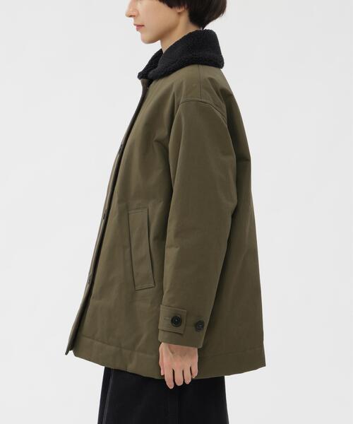 MHL.(エムエイチエル)の「DRY COTTON CANVAS COAT(ダウンジャケット/コート・レディース・カーキ・1/2)」の4枚目の写真