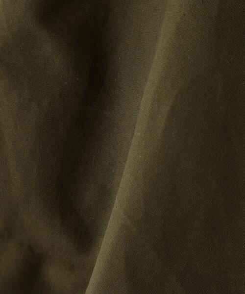 MHL.(エムエイチエル)の「DRY COTTON CANVAS COAT(ダウンジャケット/コート・レディース・カーキ・1/2)」の8枚目の写真