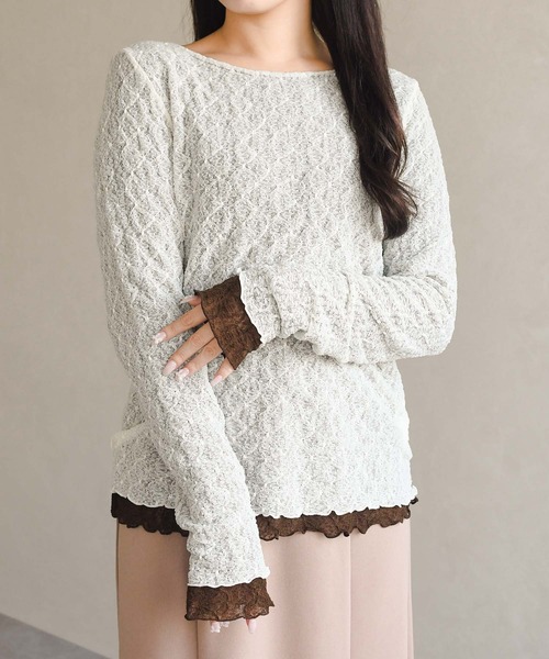 MISCH MASCH(ミッシュマッシュ)の「WEB限定 リバーシブル配色レーストップス(Tシャツ/カットソー・レディース・ブラウン系/ホワイト×ブラック・フリ-)」の4枚目の写真