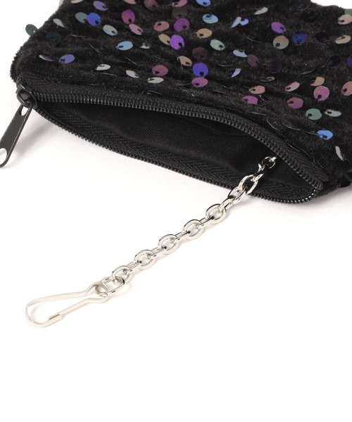 LAKOLE(ラコレ)の「キラキラカラビナ付きポーチ / 591124(ポーチ・レディース・ブラック/ベージュ/パープル・FREE)」の9枚目の写真
