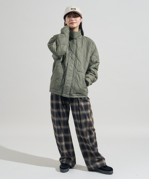 FREAK'S STORE(フリークスストア)の「HEAT SYSTEM HYBRID LIGHT DOWN/ヒートシステム ハイブリッド ライト ダウン/インナーダウン(ダウンジャケット/コート・レディース・ベージュ/ブラック/オリーブ・フリ-)」の5枚目の写真