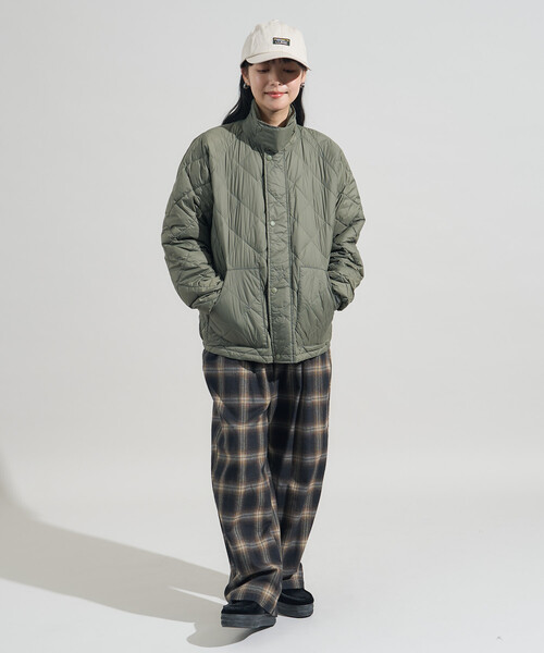 FREAK'S STORE(フリークスストア)の「HEAT SYSTEM HYBRID LIGHT DOWN/ヒートシステム ハイブリッド ライト ダウン/インナーダウン(ダウンジャケット/コート・レディース・ベージュ/ブラック/オリーブ・フリ-)」の7枚目の写真
