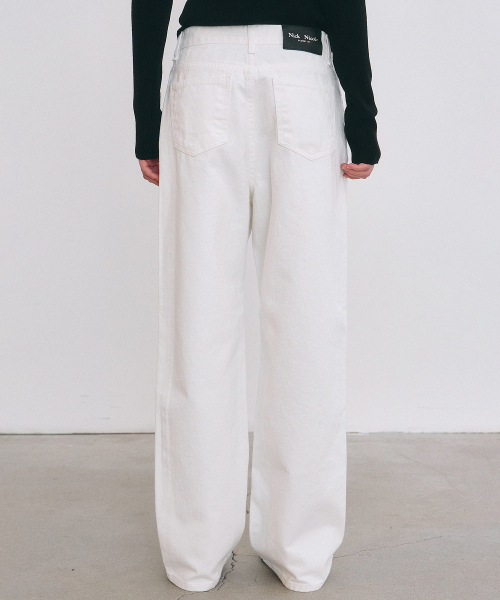 NICK&NICOLE(ニックアンドニコール)の「MINIMAL CLASSIC WIDE COTTON PANTS_WHITE(その他パンツ・レディース・その他・SMALL/MEDIUM/LARGE)」の4枚目の写真