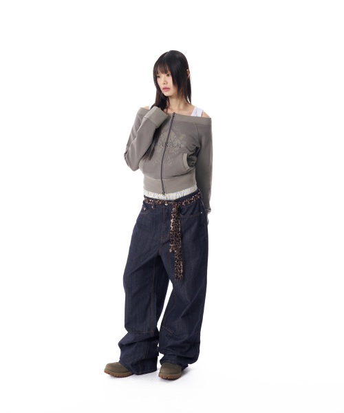 AAKAM（アーカム）の「Leopard Pattern Skinny Scarf (Khaki)（バンダナ/スカーフ・レディース・その他・FREE）」の9枚目の写真