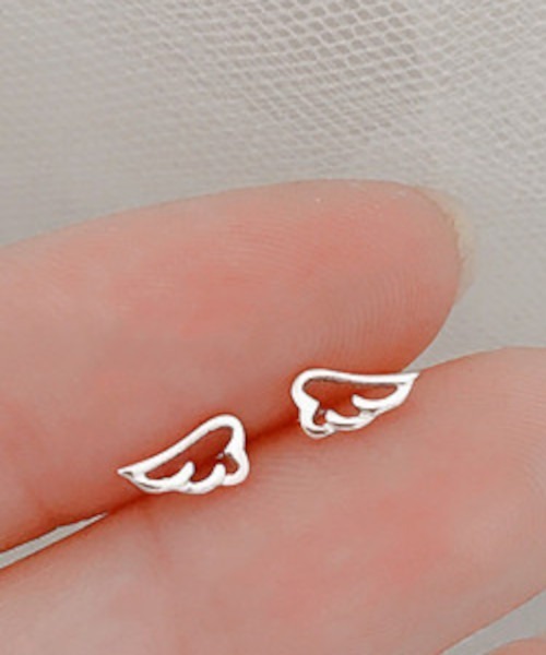 MASHIRO(マシロ)の「エンジェルウィングワンポイントペアピアス(MA/EK380)(ピアス(両耳用)・レディース・シルバー/ゴールド・FREE)」の5枚目の写真
