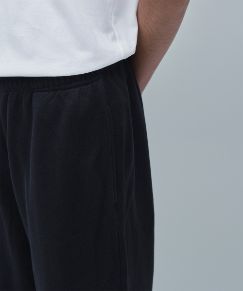 MUSINSA STANDARD（ムシンサスタンダード）の「ワイドスウェットパンツ[ブラック]（スウェットパンツ・メンズ・その他・LARGE/X-LARGE/XX-LARGE/SMALL/MEDIUM）」の6枚目の写真