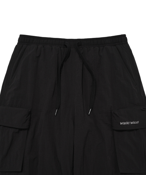 Wacky WiLLy(ワッキーウィリー)の「ウィンターパラシュートカーゴパンツブラック(その他パンツ・レディース・その他・SMALL/MEDIUM/LARGE/X-LARGE)」の4枚目の写真