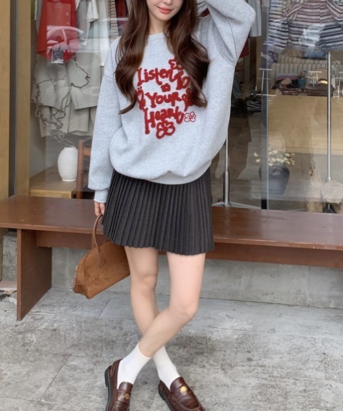Vipoa(ヴィポア)の「logo&flower retro sweat(スウェット・レディース・グレー・FREE)」の17枚目の写真