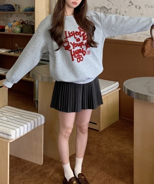 Vipoa(ヴィポア)の「logo&flower retro sweat(スウェット・レディース・グレー・FREE)」の20枚目の写真