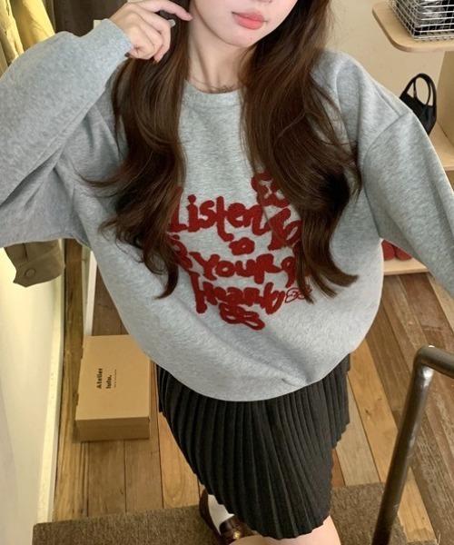 Vipoa(ヴィポア)の「logo&flower retro sweat(スウェット・レディース・グレー・FREE)」の8枚目の写真