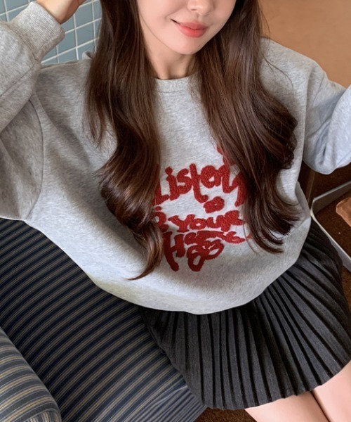 Vipoa(ヴィポア)の「logo&flower retro sweat(スウェット・レディース・グレー・FREE)」の11枚目の写真