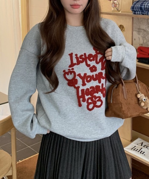 Vipoa(ヴィポア)の「logo&flower retro sweat(スウェット・レディース・グレー・FREE)」の2枚目の写真