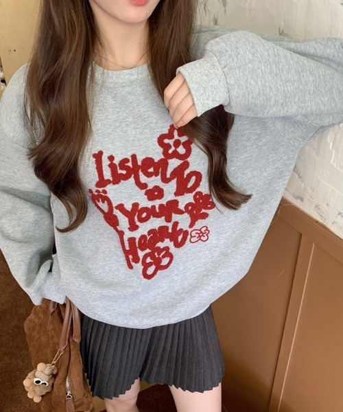Vipoa(ヴィポア)の「logo&flower retro sweat(スウェット・レディース・グレー・FREE)」の3枚目の写真